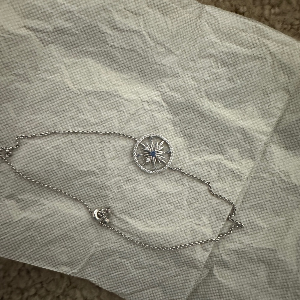 Snowflake bracelet - Picture 3 of 3